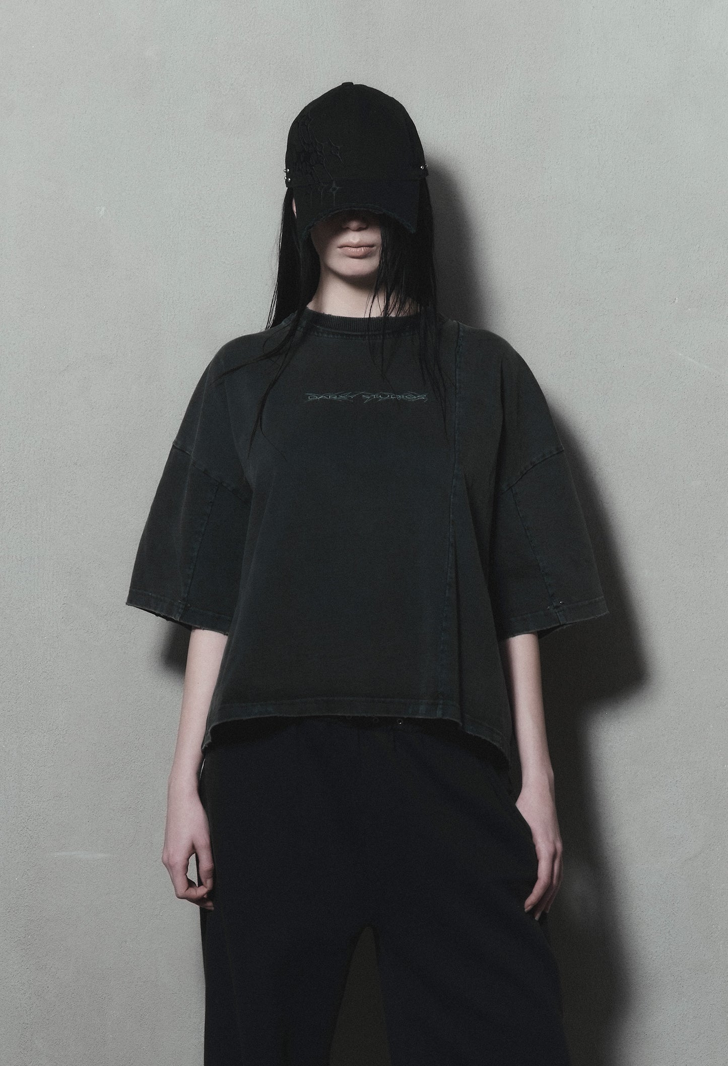 Tee Boxy Dark Grey 001
