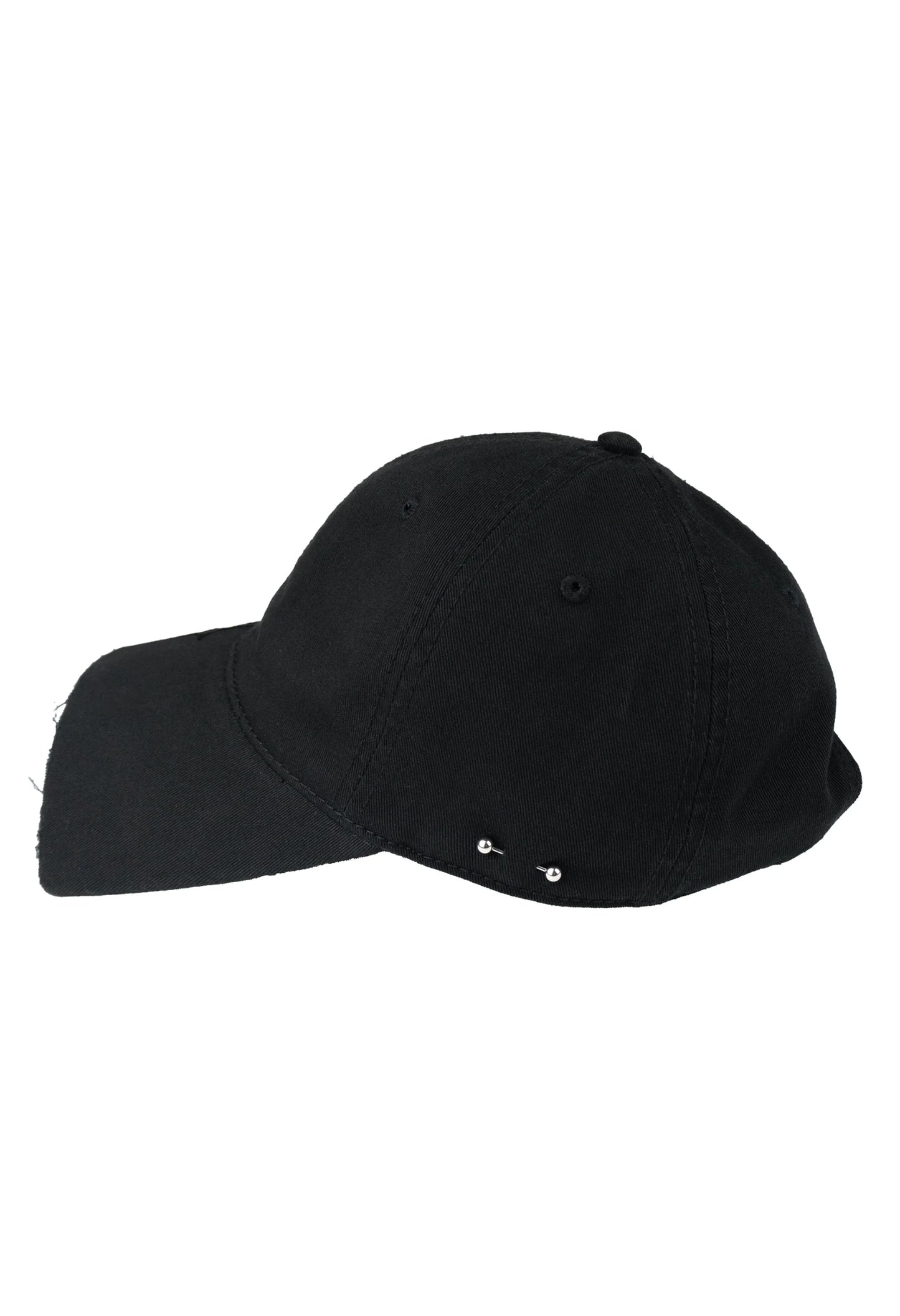 Darxy Pierced Cap Black 001