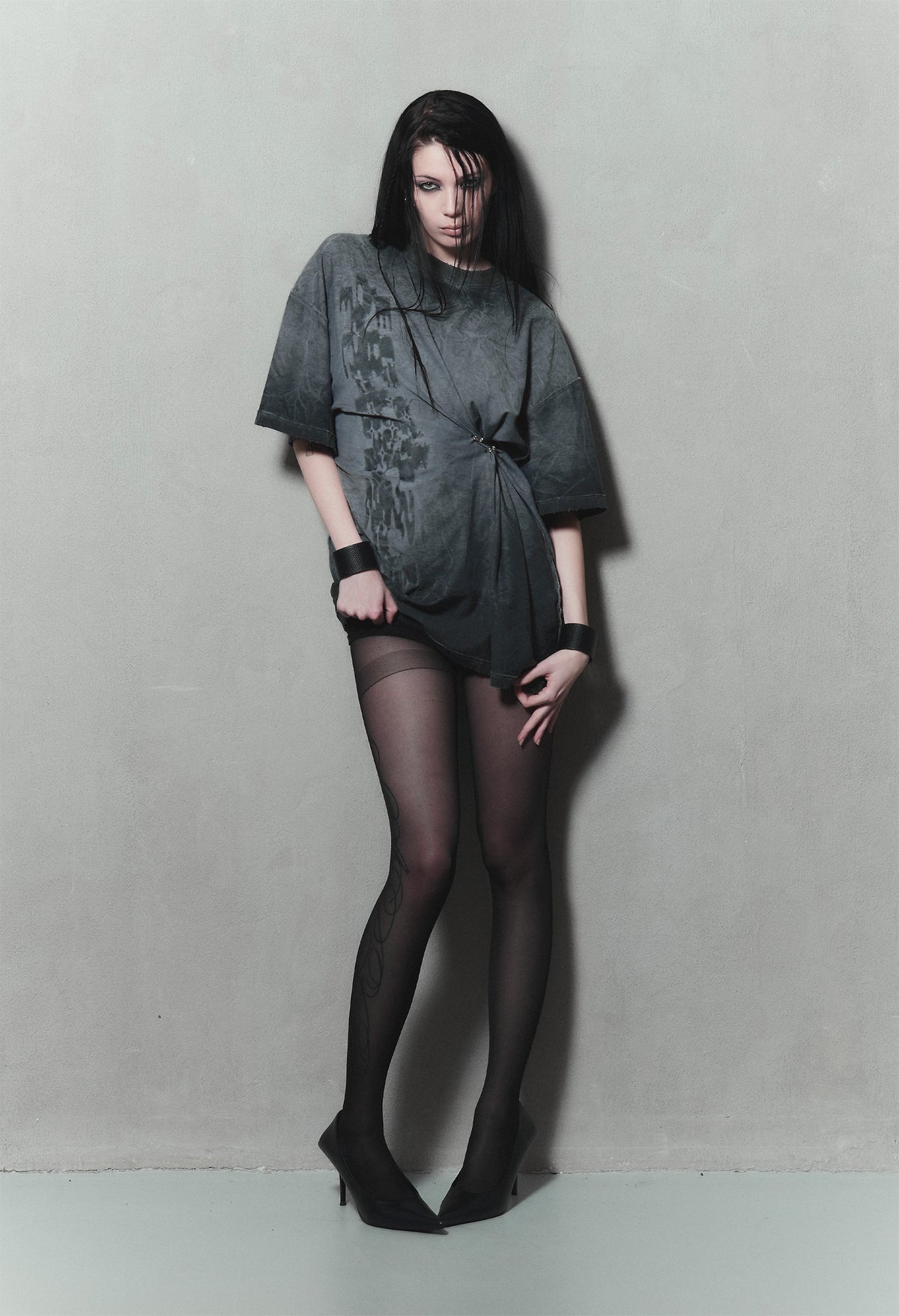 Reversible Tee Dark Grey 002
