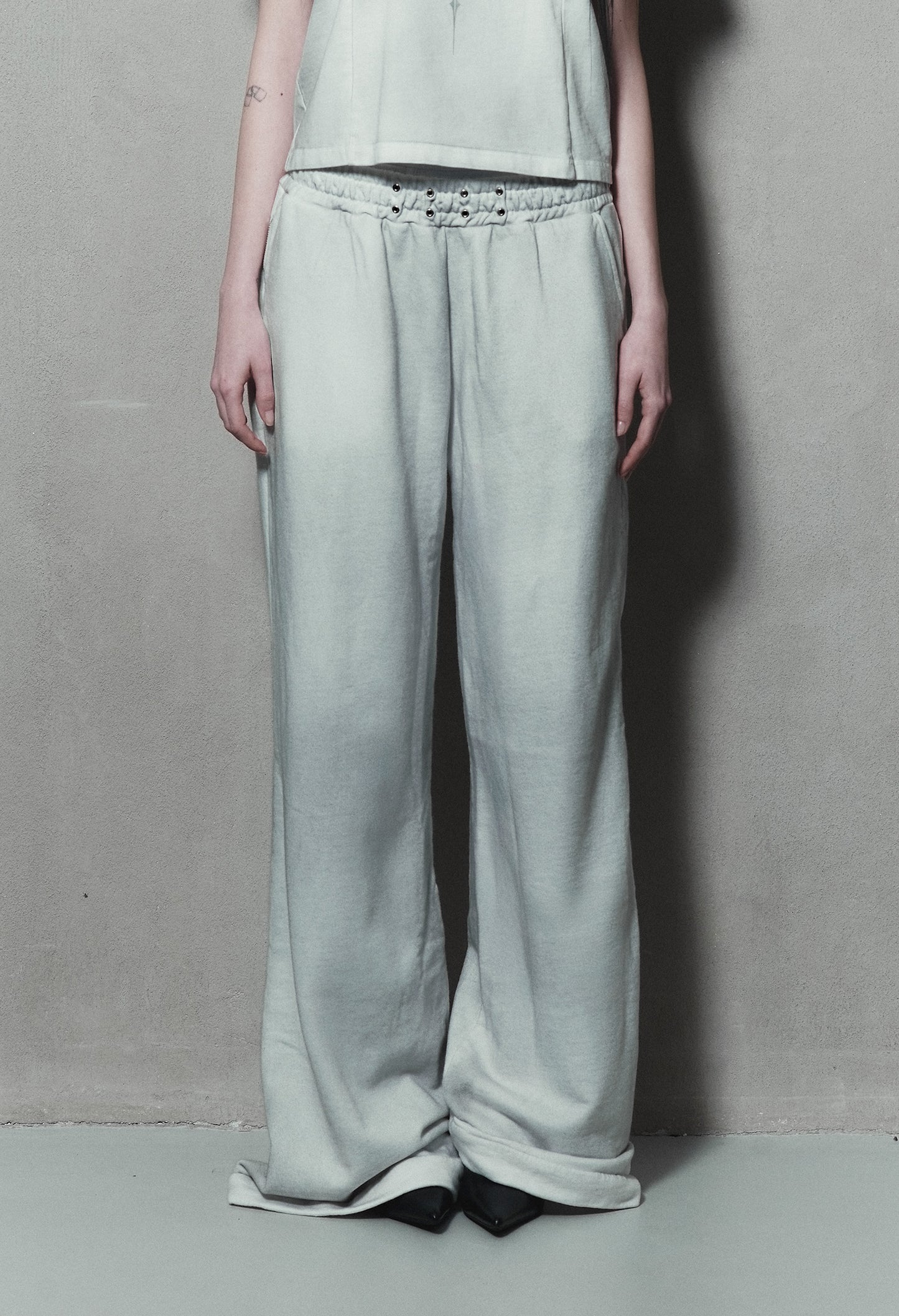 Sweatpants Left Zip White "Dirt" 002