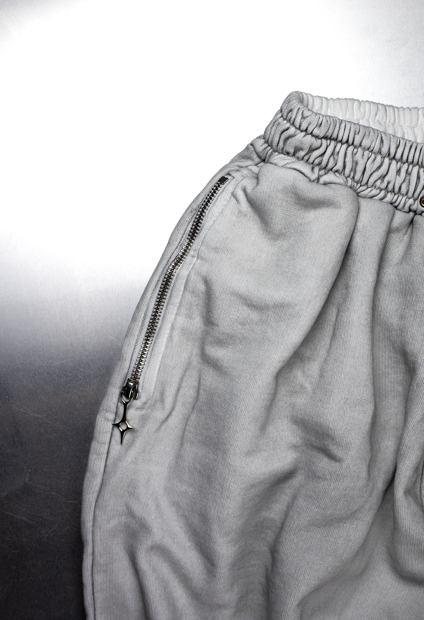 Sweatpants Left Zip White "Dirt" 002