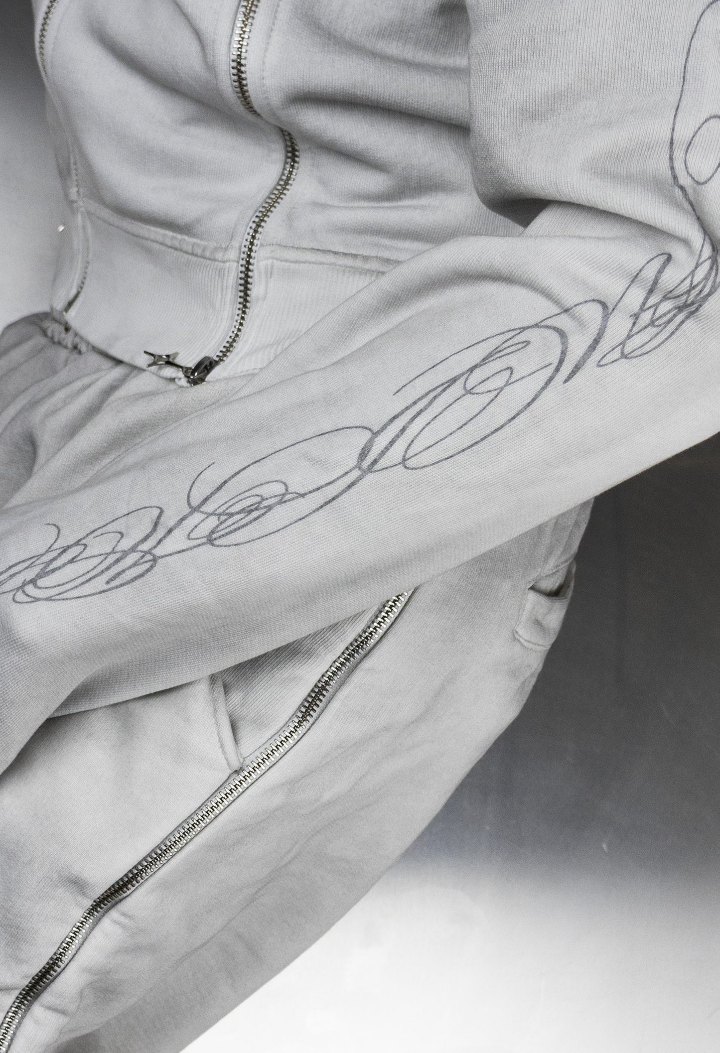 Zip Hoodie Fitted White "Dirt" 003